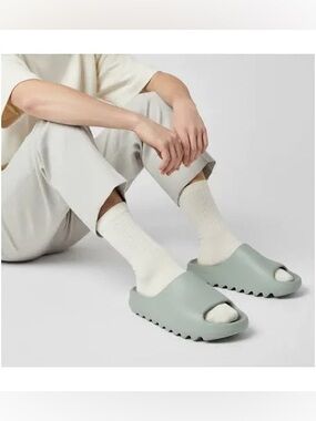 adidas YZY Slide in Salt. 9